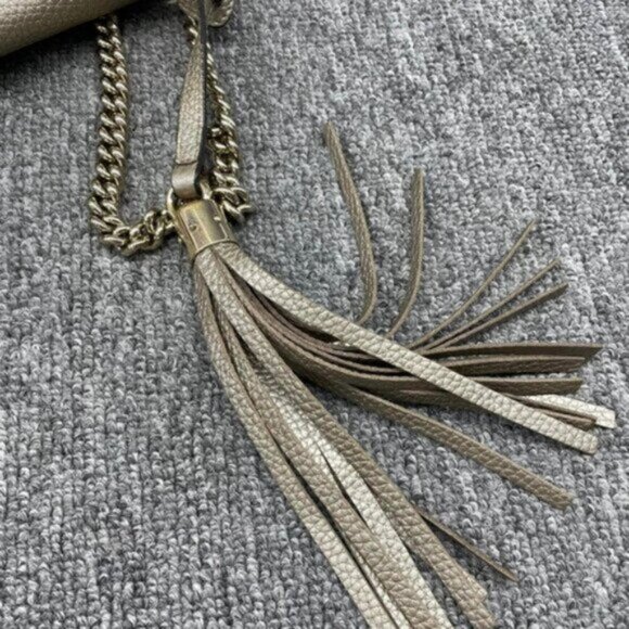 Gucci Soho Gold Metallic Shoulder Bag 468-082625 - Picture 11 of 16